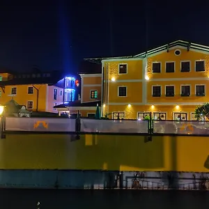 Kamml Szálloda